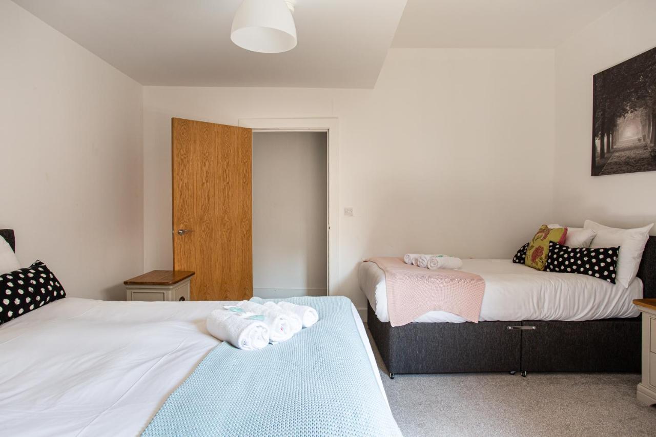 Modern Luxury Apartment, Sleeps 6, Best Location Belfast Exterior foto